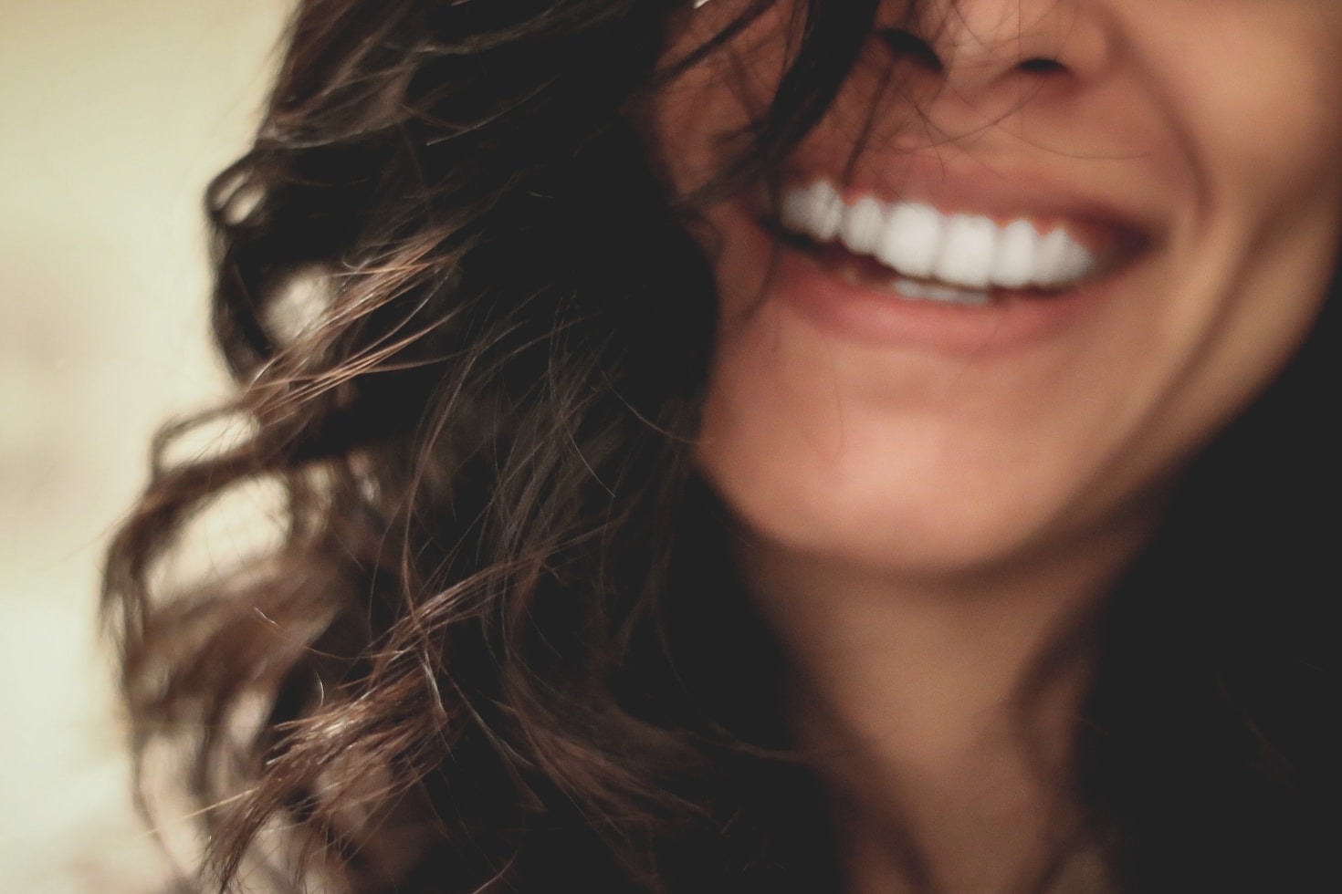 Sorrisos Naturais: A Importância de Uma Abordagem Integral